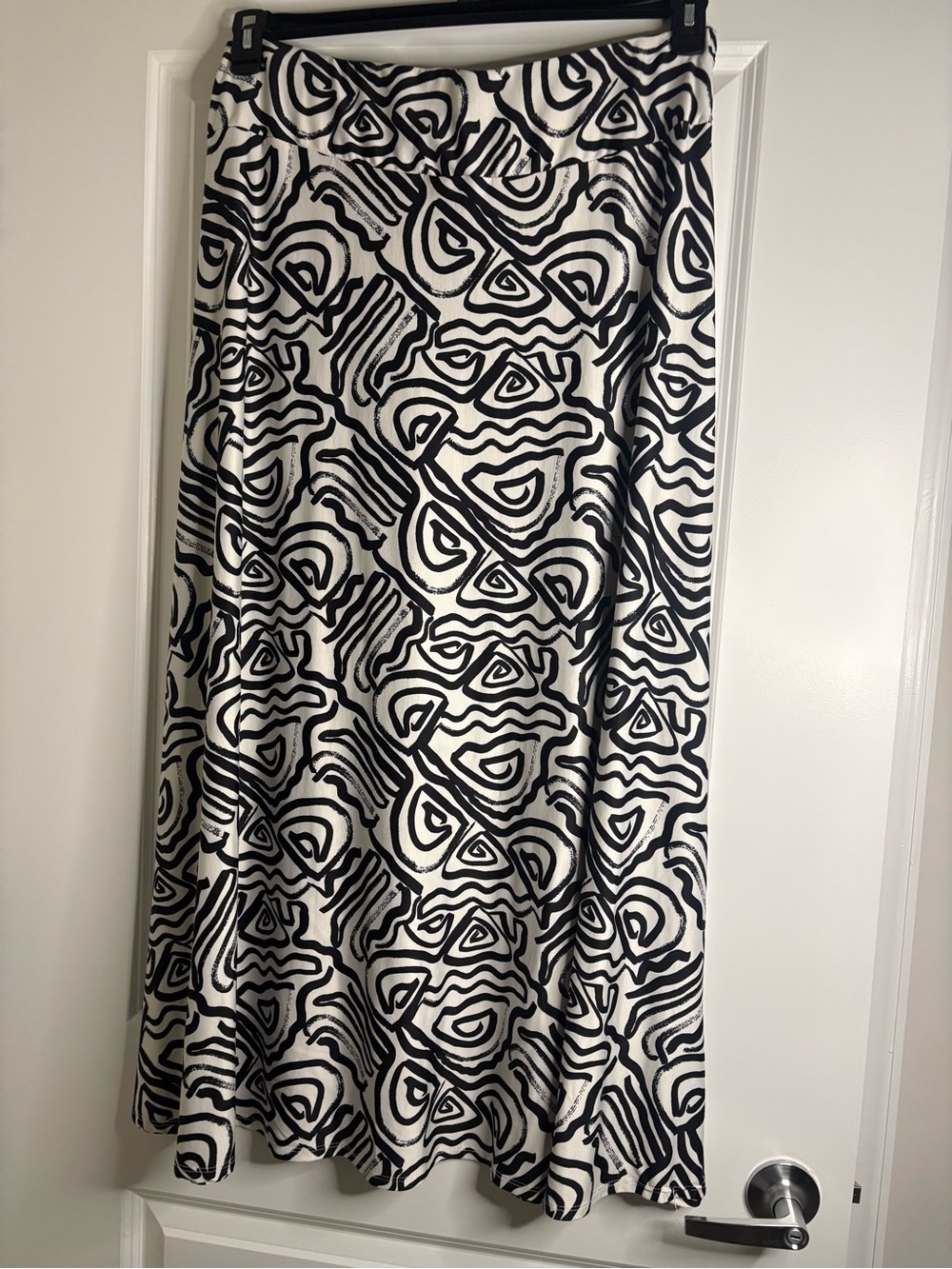 Black & White Abstract Maxi Skirt — Elegant A-Line Silhouette